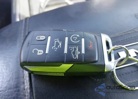 2021 Ram 1500 Limited 4X4 5'7 Box из США, поврежденный, VIN 1C6SRFHT2MN573448